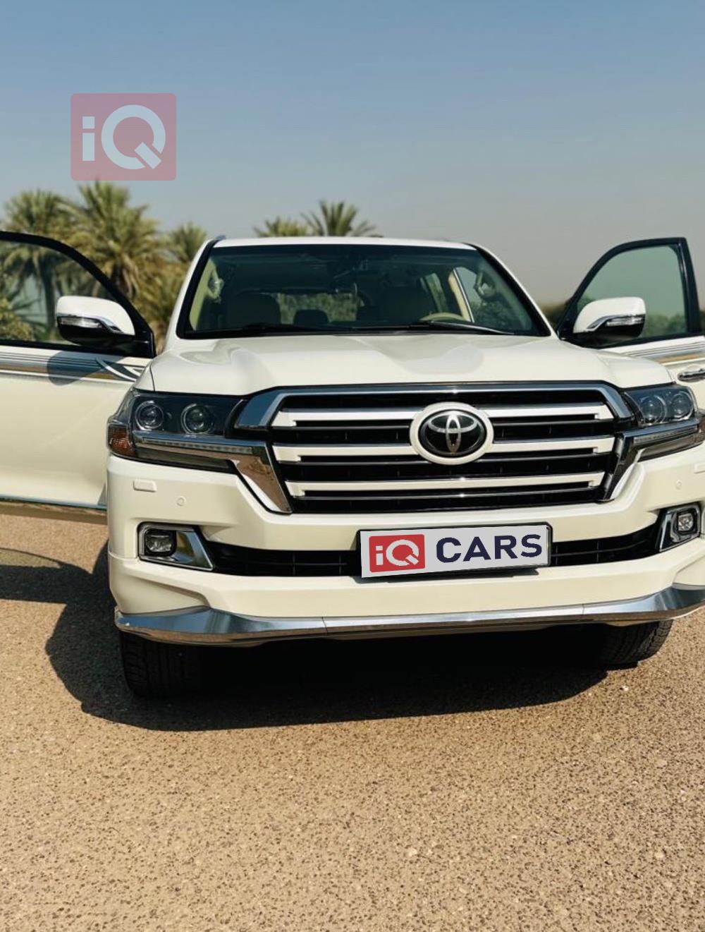 تويوتا لاندكروزر